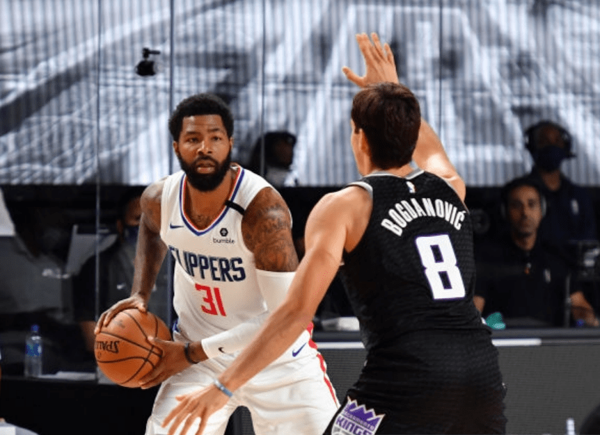 JackeyLove在快船比赛中逆转，爆冷引发热议！的简单介绍